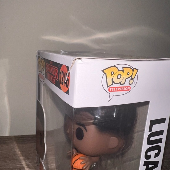 Funko Pop Lucas Stranger Things Figure - Picture 3 of 6